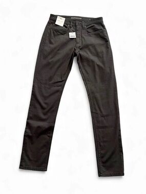 Rodd & Gunn Straight Fit Straight-Leg Jeans in Black Waist 30 / L32 NWT